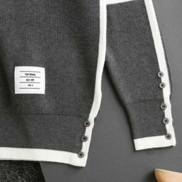 THOM BROWNE Four-stripe crew neck knitted sweater - Picture 5 of 5